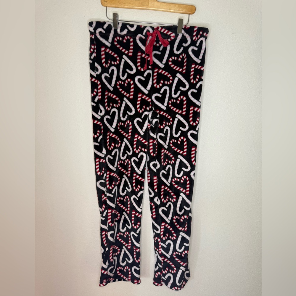 Candy Cane Heart Themed Holiday Pajama Pants size L